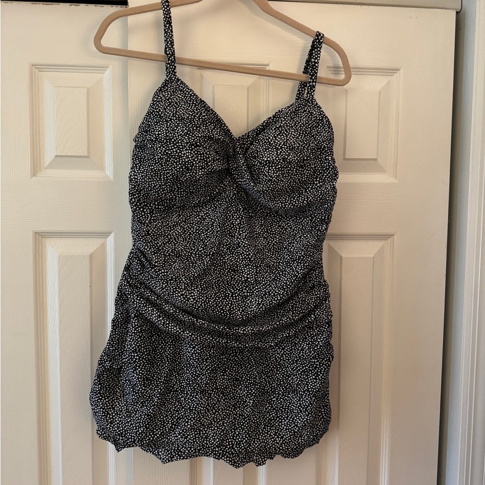 Women’s size 20, swim dress
